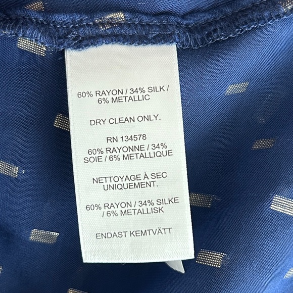 Vinyard Vines Lurex Clip Dot Silk Blend Semi-Sheer Top (XS) - Picture 14 of 16